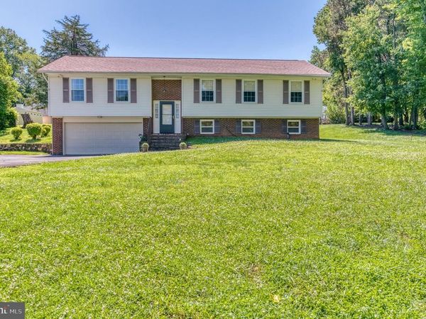 7077 WESTMORELAND DRIVE, WARRENTON, VA 20187