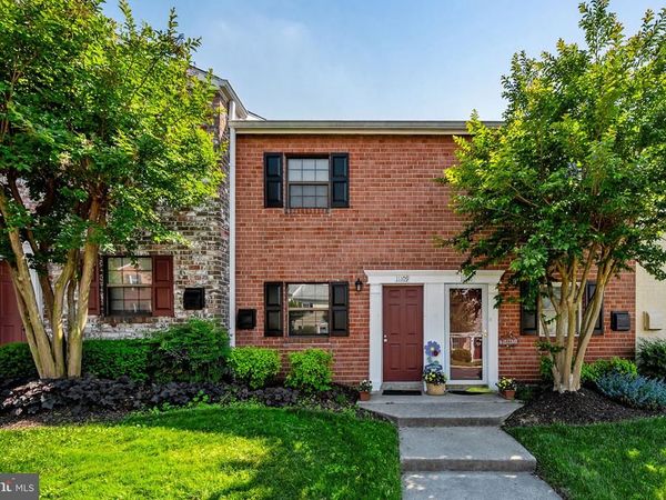 11109 ROCK GARDEN DRIVE , FAIRFAX, VA 22030
