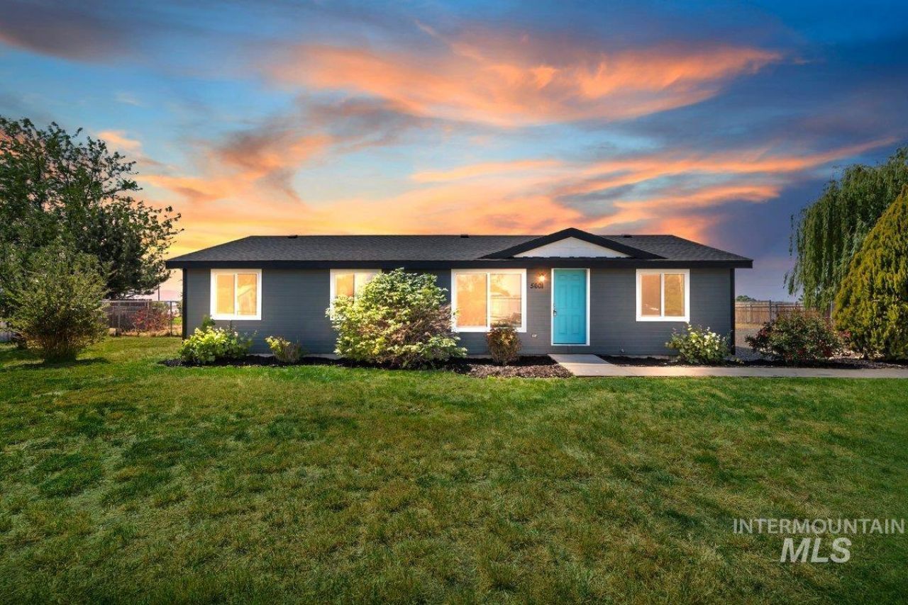 5601 Wayne Ln, Nampa, ID 83686 Main Photo