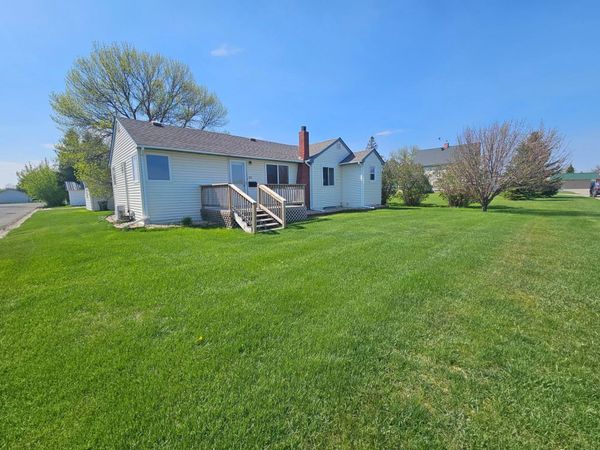 127 S State Street, Warren, MN 56762