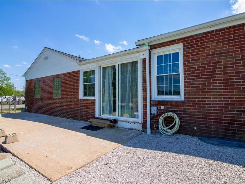 10381 Portage Street NW, Canal Fulton, OH 44614 Photo 17
