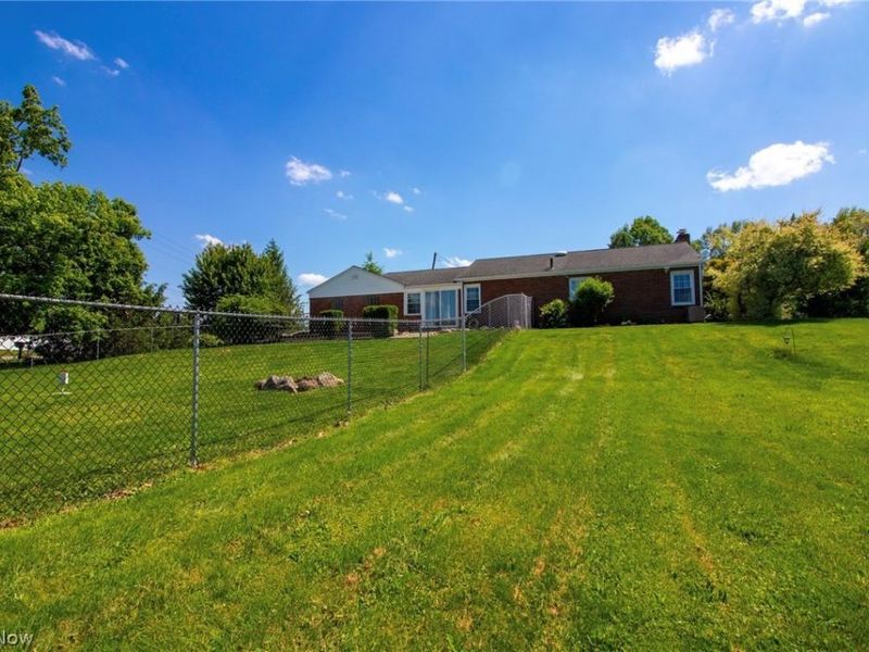 10381 Portage Street NW, Canal Fulton, OH 44614 Photo 22