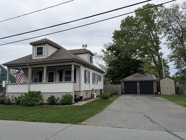 972 Maplewood St., New Bedford, MA 02745