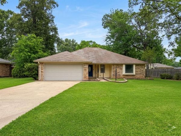 4604 Lawndale Drive , Benton, LA 71006