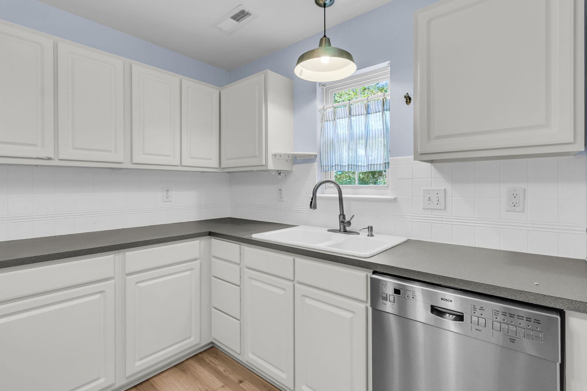 1574 Ocean Neighbors Boulevard Photo 18