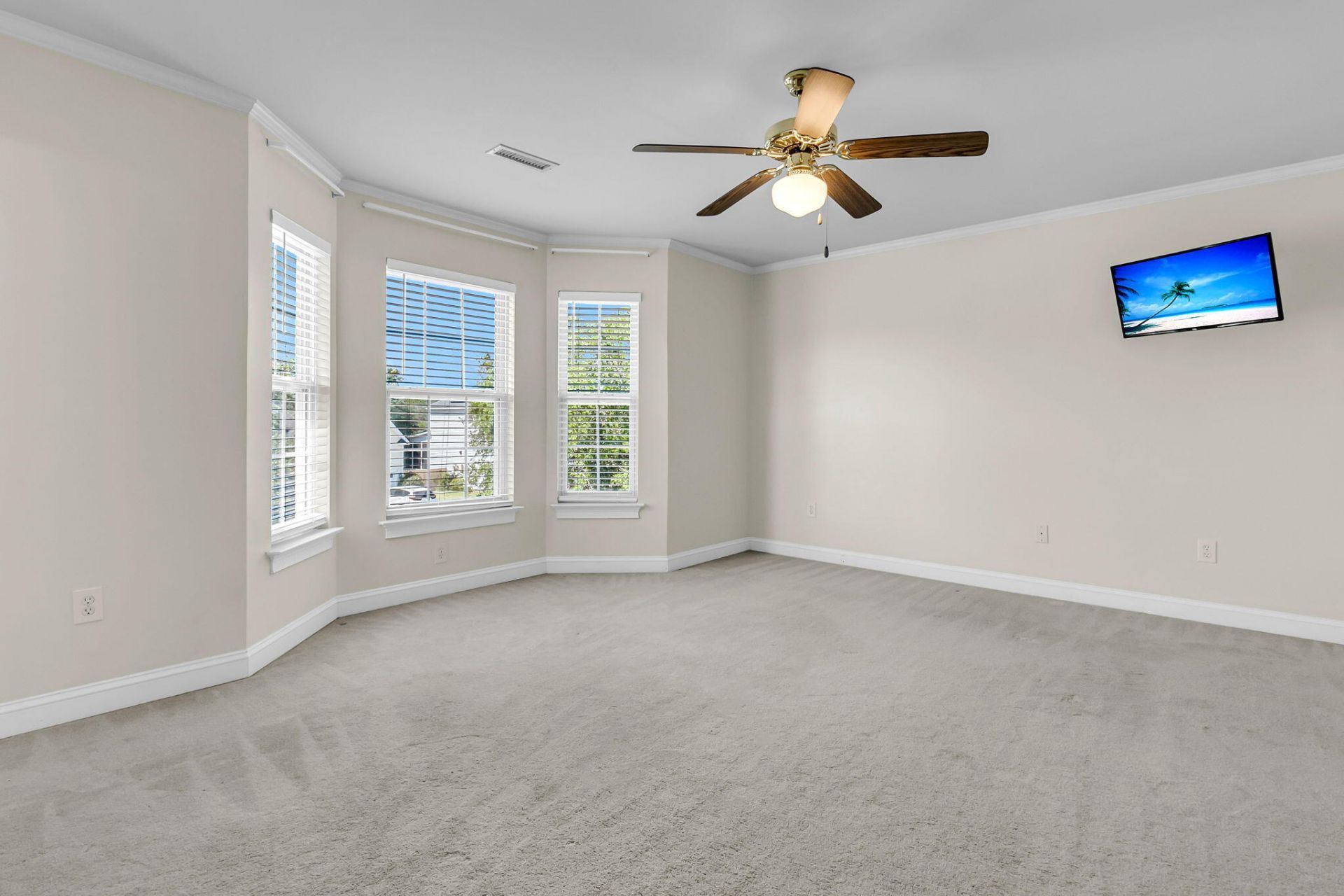 1574 Ocean Neighbors Boulevard Photo 23