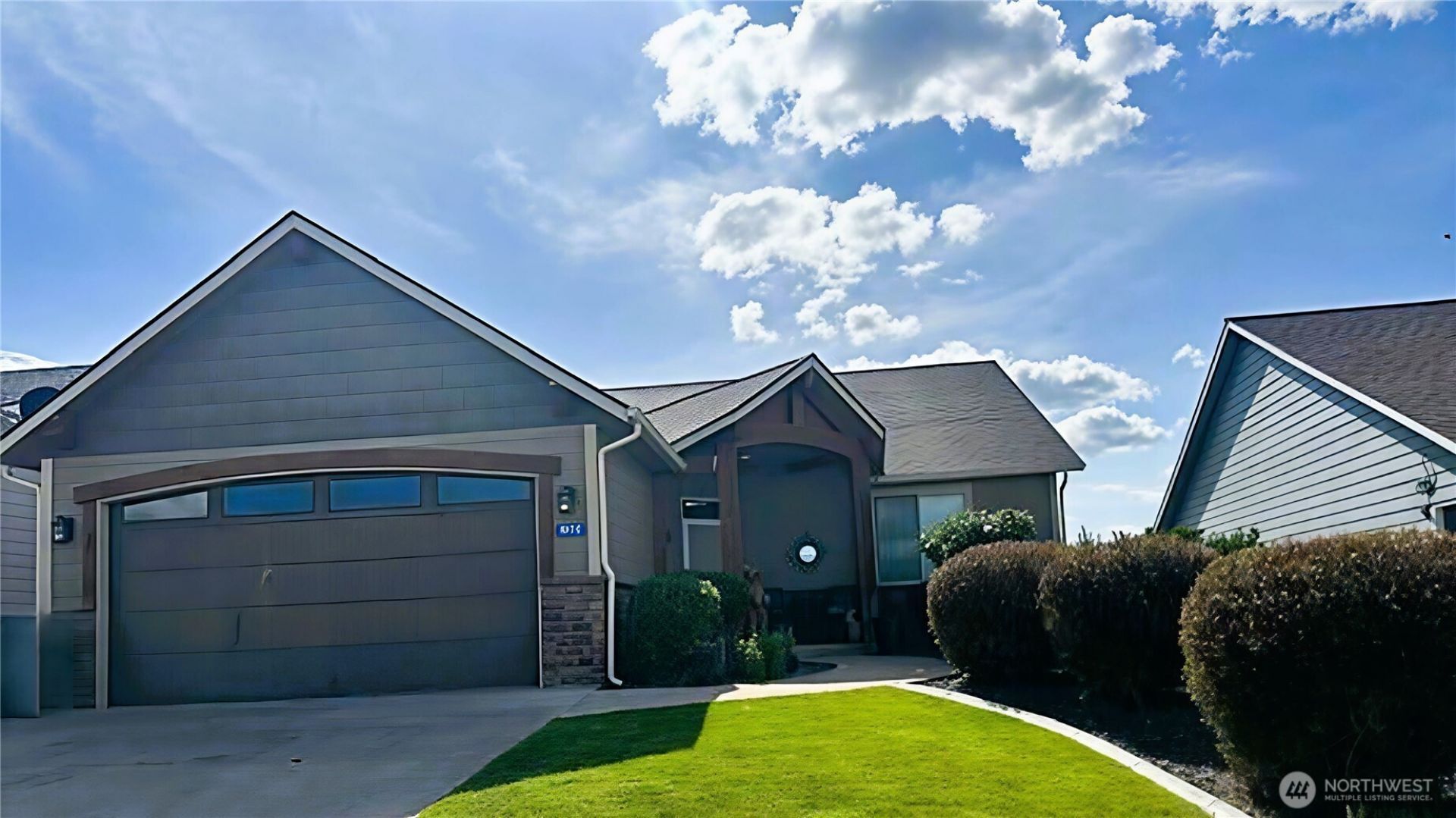 8170 Desert Sage Ct Se, Othello, WA 99344 Main Photo