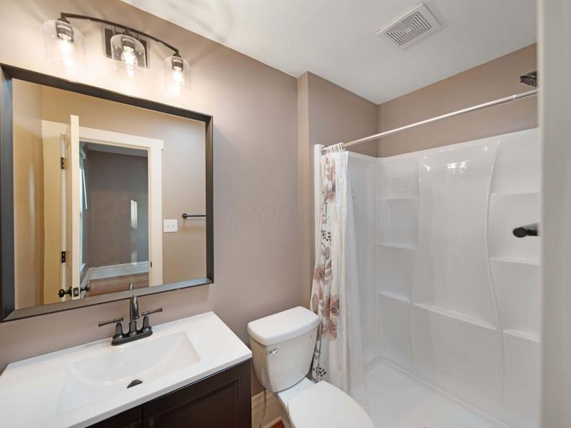 1612 Aberdeen Avenue, Columbus, OH 43211 Photo 11
