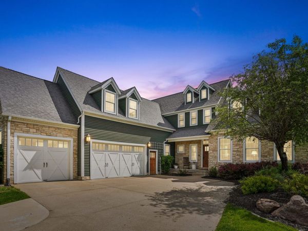 5529 Judge Road , Bettendorf, IA 52722