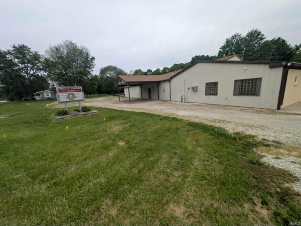1002 E State road 114 Street, North Manchester, IN 46962