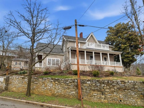 3608 Archer Avenue, Cincinnati, OH 45208