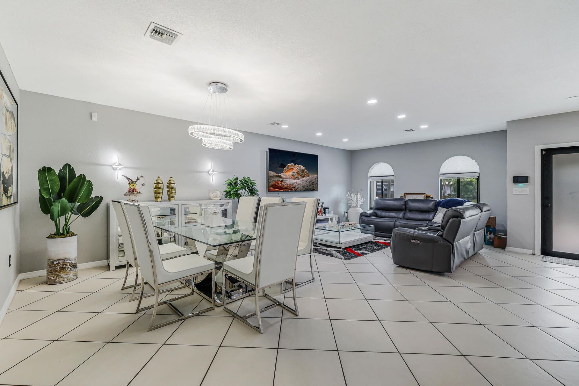 2000 SW 28th Avenue, Fort Lauderdale, FL 33312 Photo