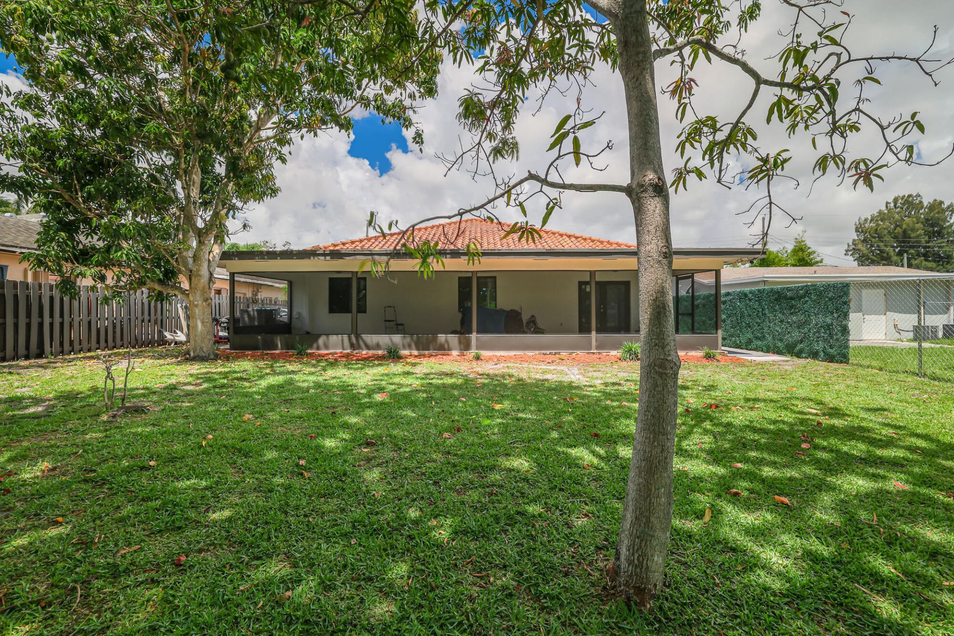 2000 SW 28th Avenue, Fort Lauderdale, FL 33312 Photo