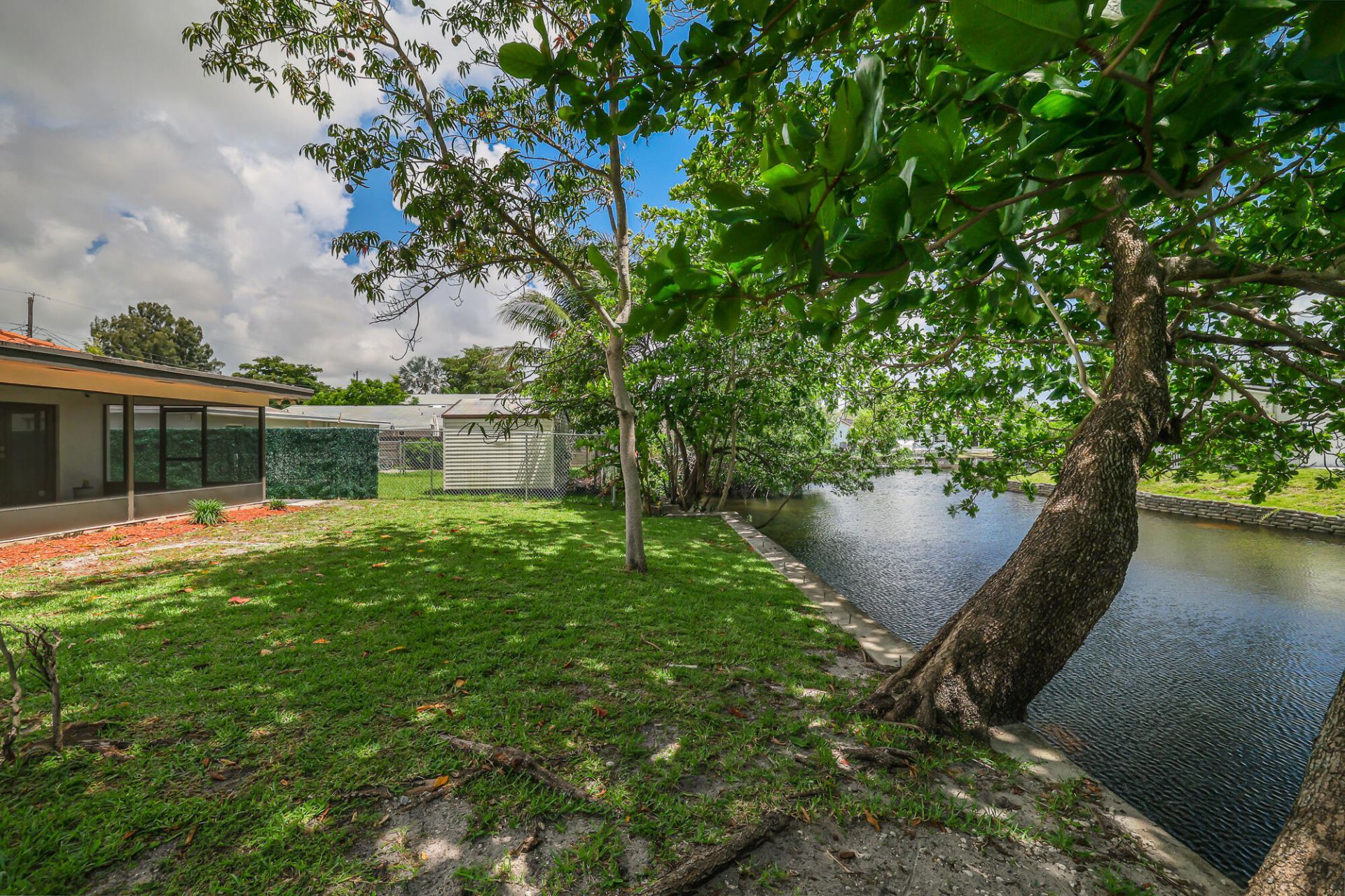 2000 SW 28th Avenue, Fort Lauderdale, FL 33312 Photo