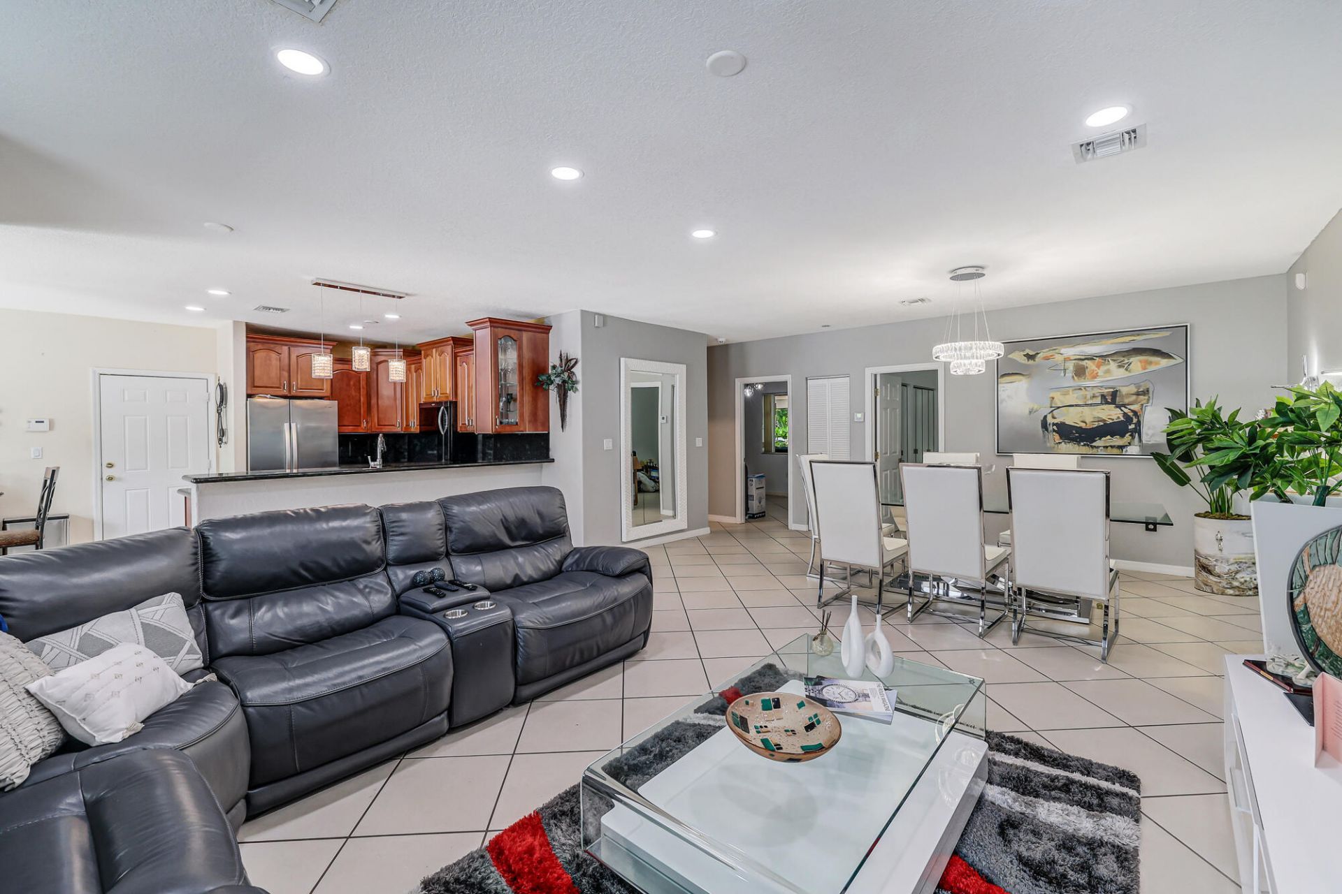 2000 SW 28th Avenue, Fort Lauderdale, FL 33312 Photo