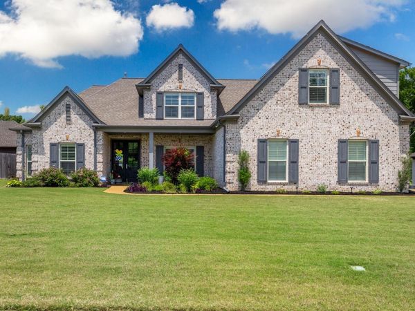 178 E CHERRYBARK DR, Atoka, TN 38004