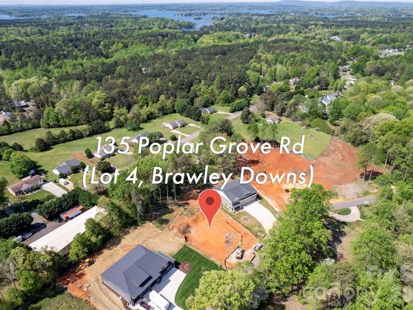 135 Poplar Grove Road , Mooresville, NC 28117