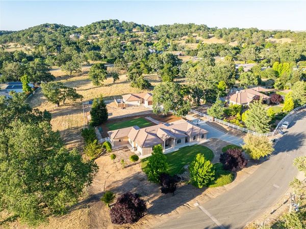 6205 San Gabriel Rd, Atascadero, CA 93422