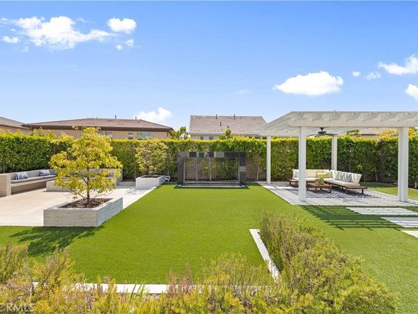 60 Harlow, Irvine, CA 92618