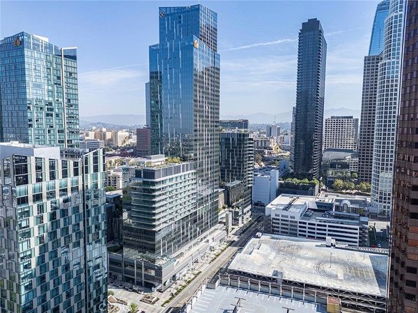 877 Francisco, Los Angeles, CA 90017