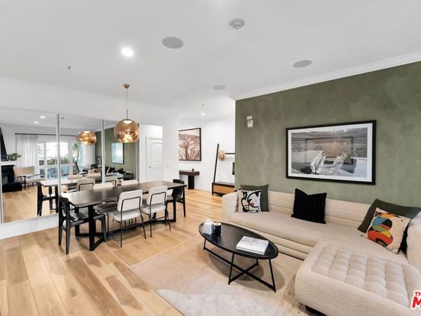 851 N San Vicente Boulevard, Unit 121, West Hollywood, CA 90069