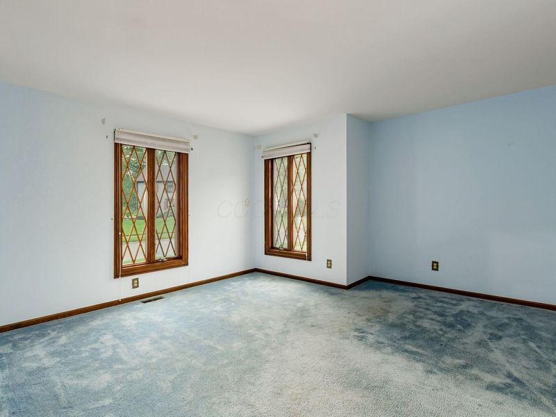 6886 Lakebrook Boulevard , Columbus, OH 43235 Photo 29