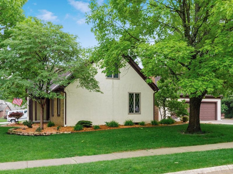 6886 Lakebrook Boulevard, Columbus, OH 43235 Photo 48
