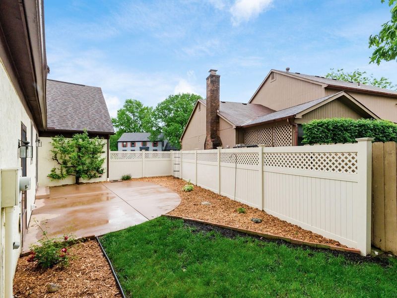 6886 Lakebrook Boulevard, Columbus, OH 43235 Photo 50