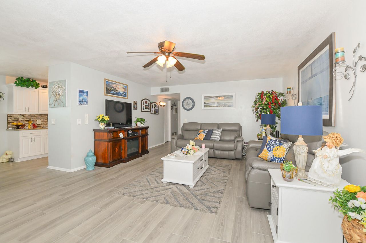 18 Lake Vista Trail, Unit 107, Port Saint Lucie, FL 34952 Photo