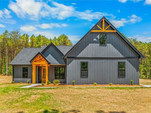 1695 NC Highway 801 S, Advance, NC 27006