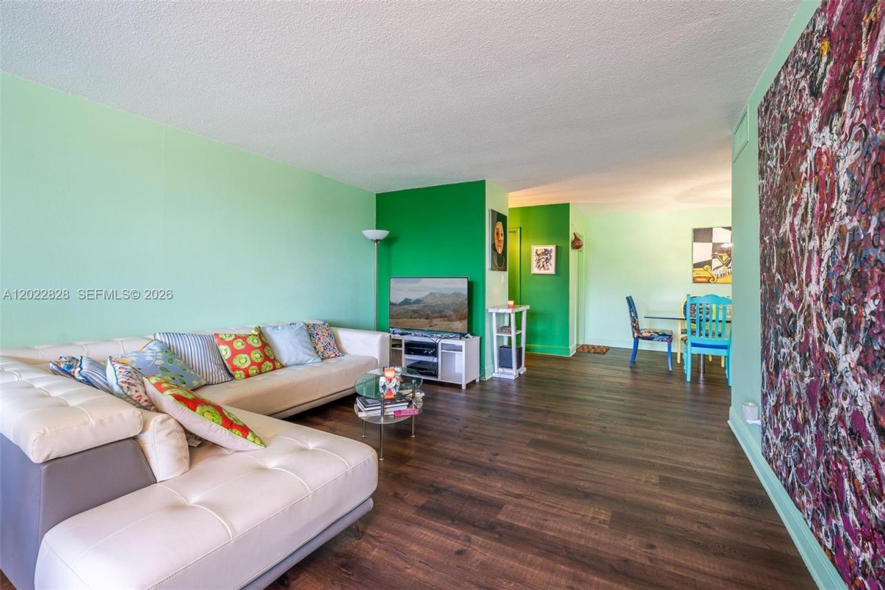 6923 Cypress Rd, Unit C12, Plantation, FL 33317 Photo