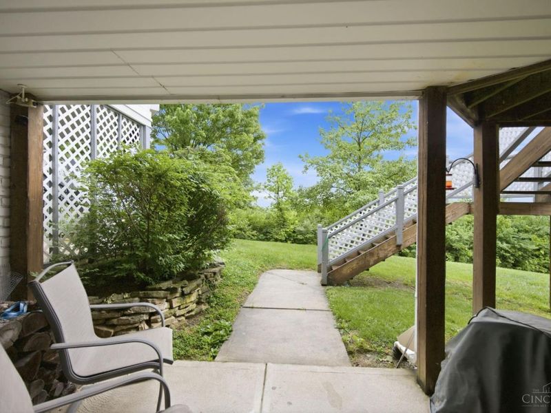12150 Peak Drive, Cincinnati, OH 45246 Photo 13