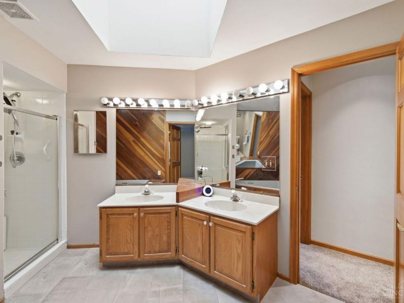 12150 Peak Drive, Cincinnati, OH 45246 Photo 47