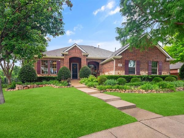 4528 Forest Glen Court, Sachse, TX 75048