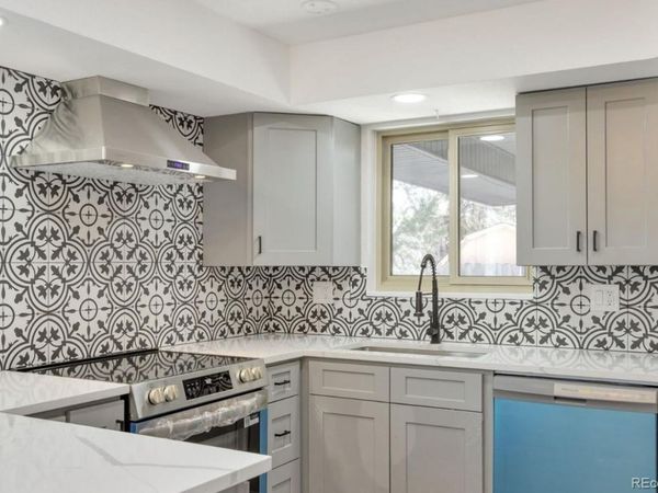 1738 S Newland , Lakewood, CO 80232