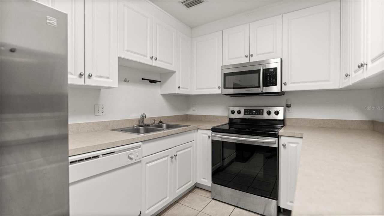 501 SW 75th Street , Unit B5, Gainesville, FL 32607 Photo