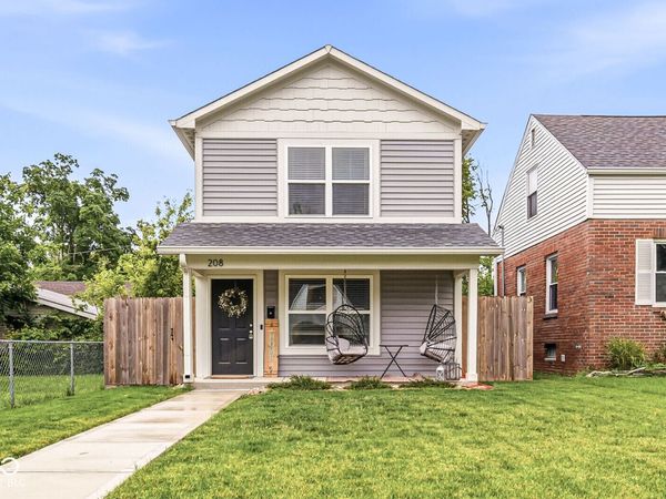 208 E Poplar Street, Danville, IN 46122