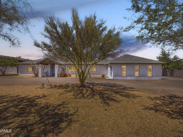 1240 E Paint Your Wagon Trail, Phoenix, AZ 85085