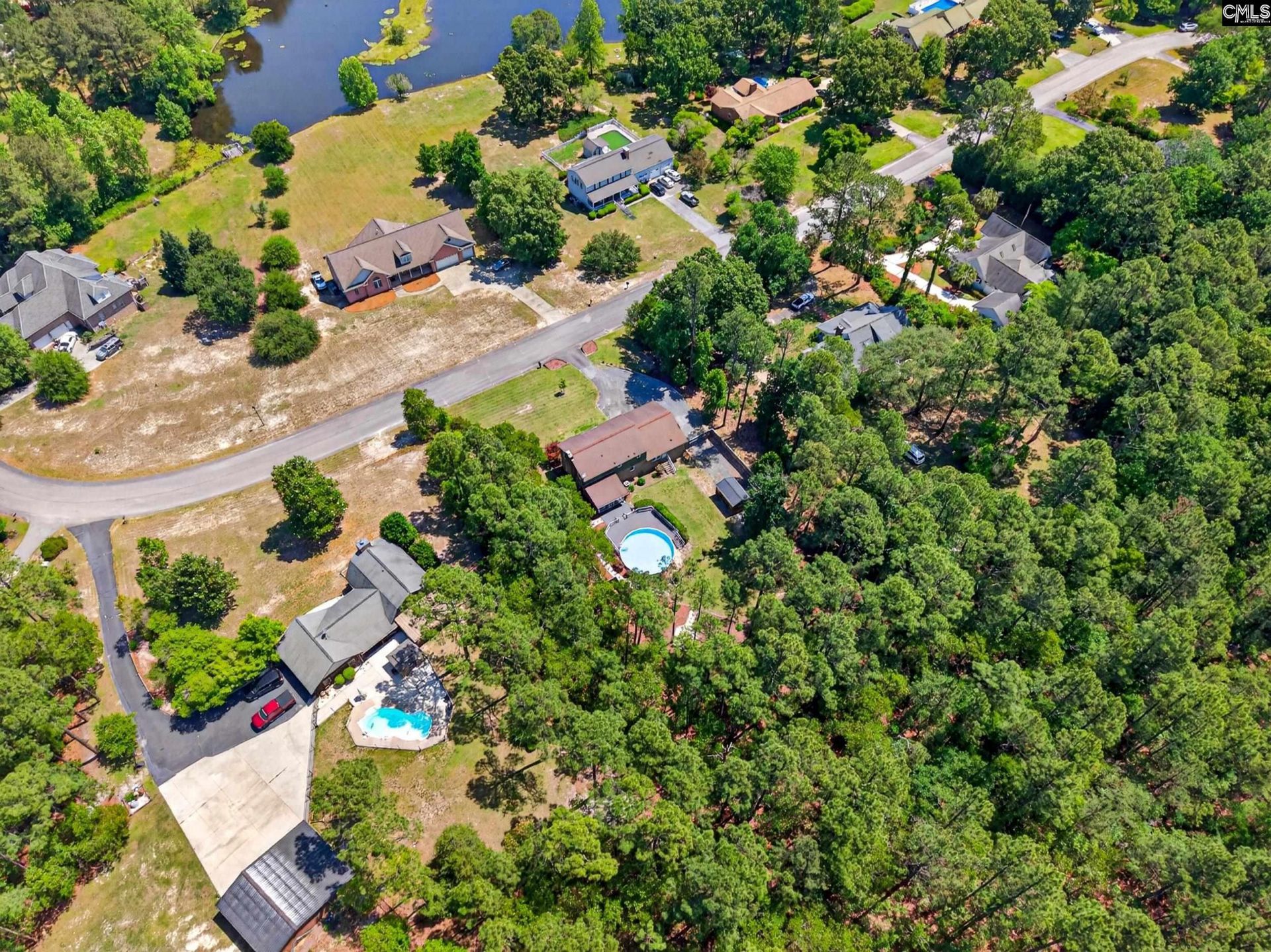 1233 S Fredericksburg Drive Photo 4