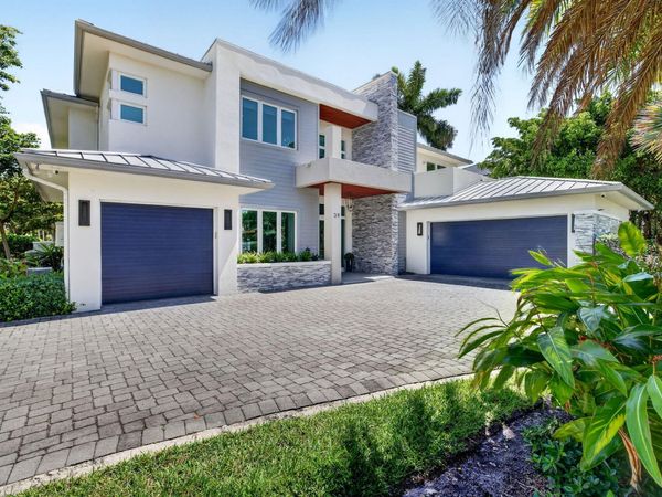 39 Pelican Drive, Fort Lauderdale, FL 33301