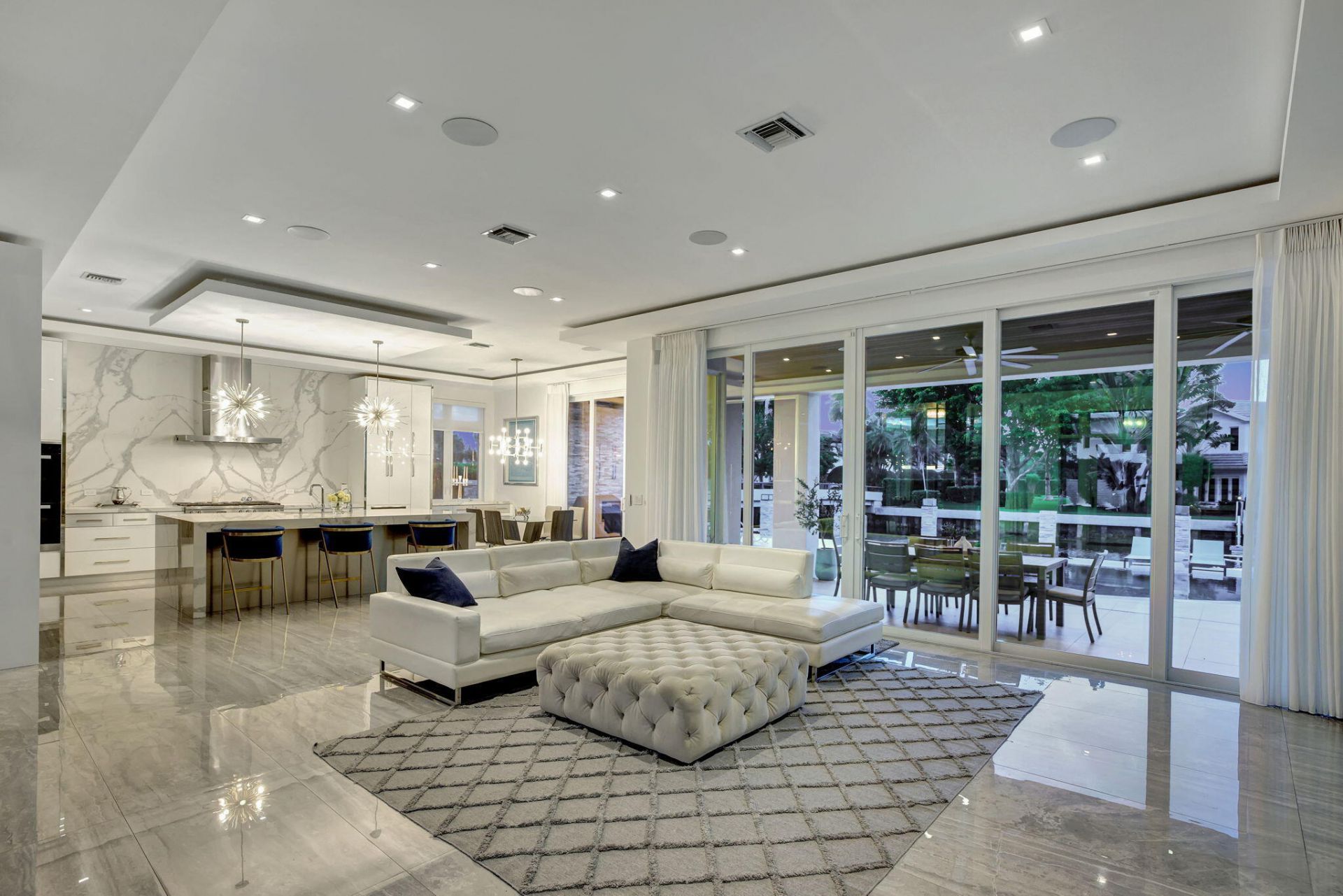 39 Pelican Drive, Fort Lauderdale, FL 33301 Photo