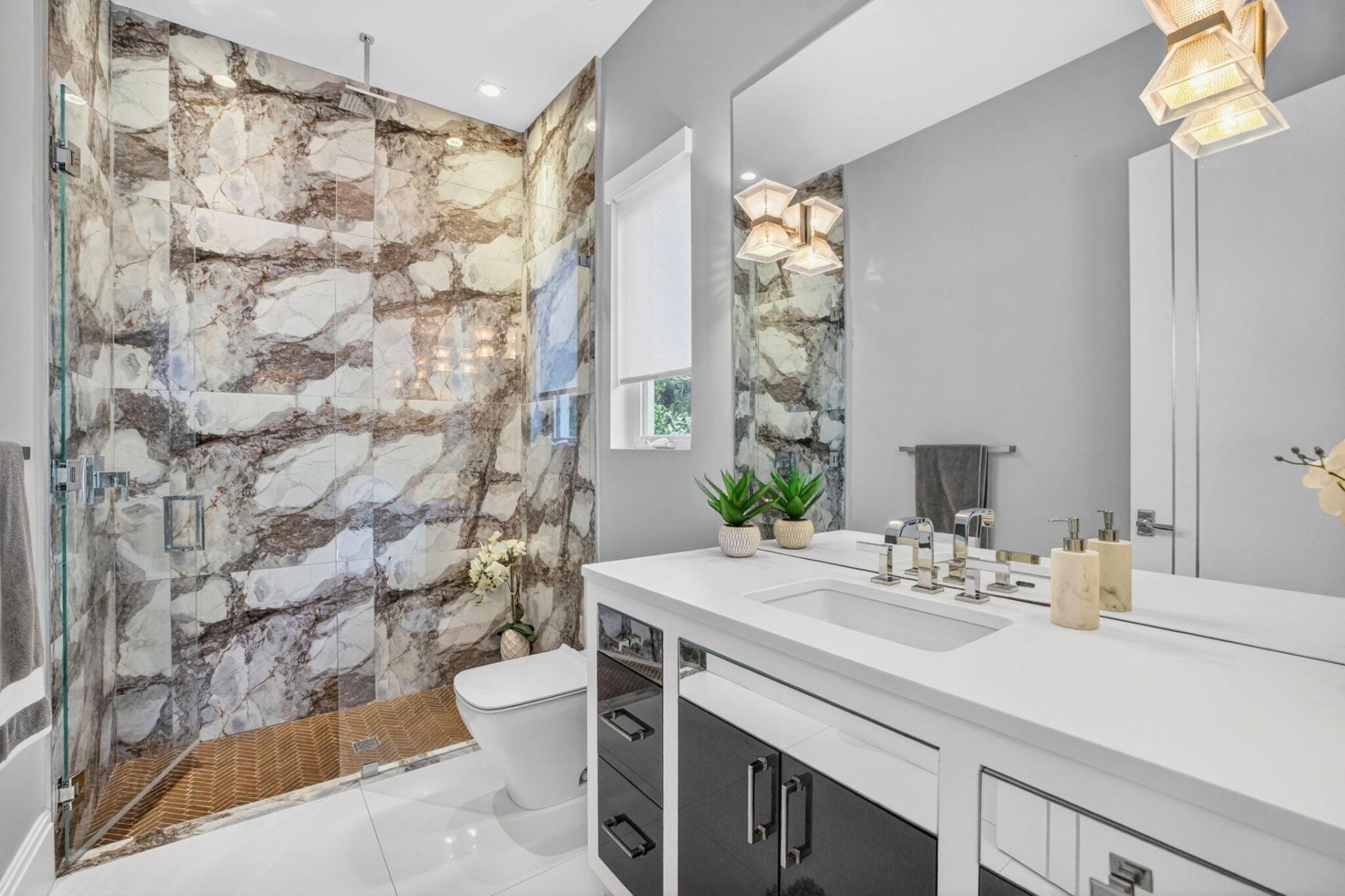 39 Pelican Drive, Fort Lauderdale, FL 33301 Photo
