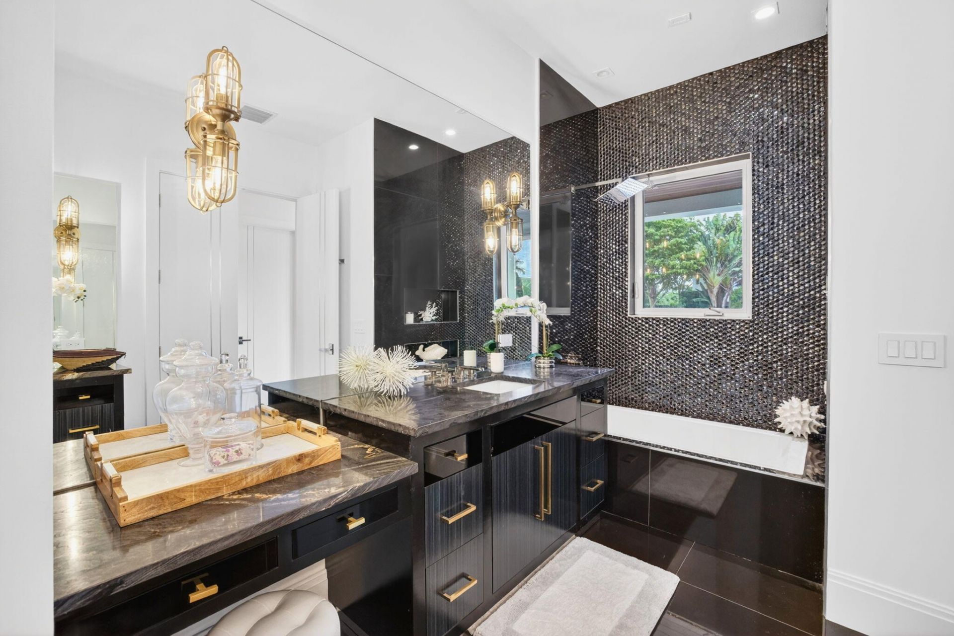 39 Pelican Drive, Fort Lauderdale, FL 33301 Photo