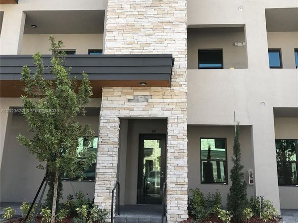 7805 NW 104th Ave , Unit 4, Doral, FL 33178
