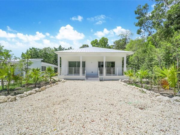 5 Bowen Dr, Key Largo, FL 33037
