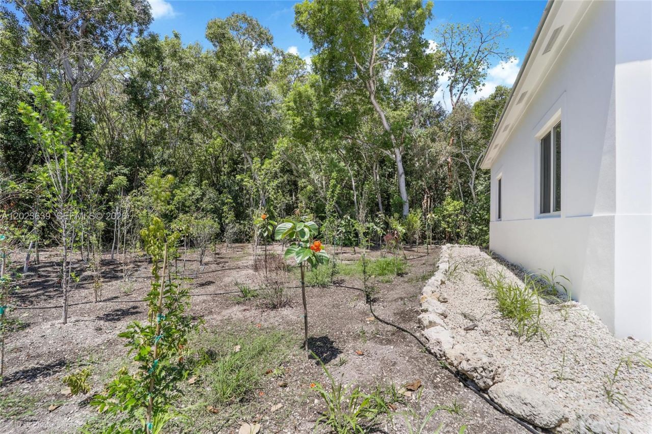 5 Bowen Dr, Key Largo, FL 33037 Photo