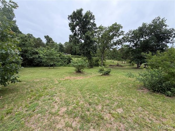 1048 Florence Freeway , Park Hills, MO 63601