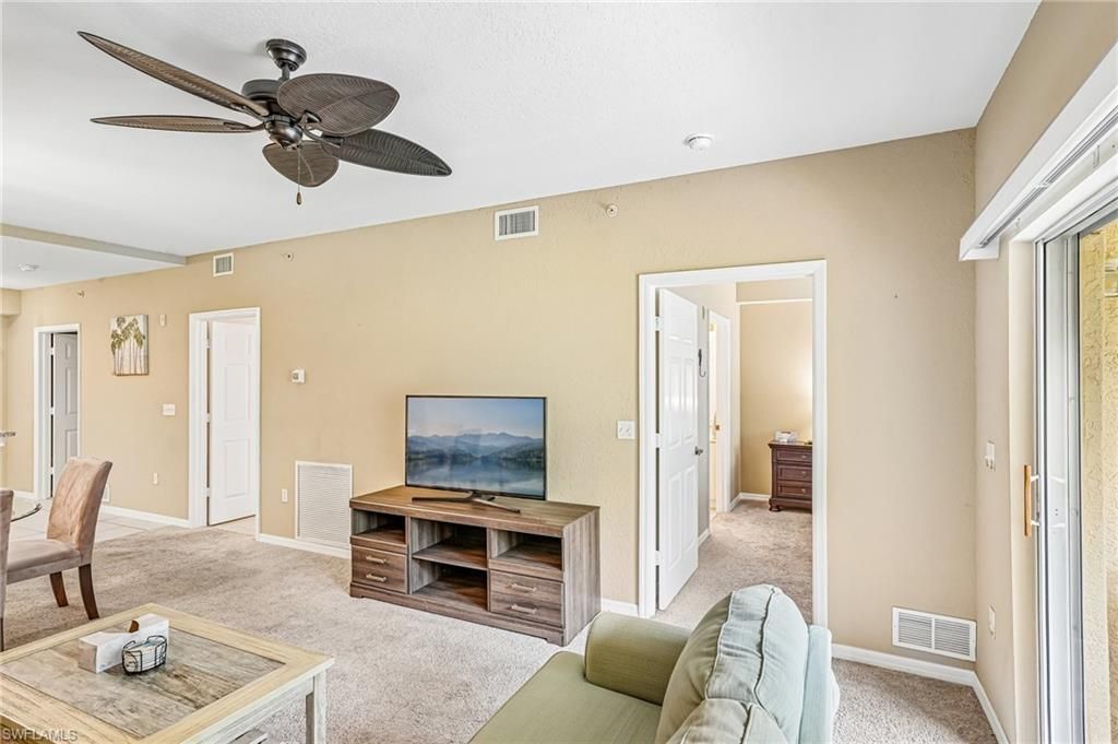 9185 Celeste Dr, Unit 1-103, Naples, FL 34113 Photo