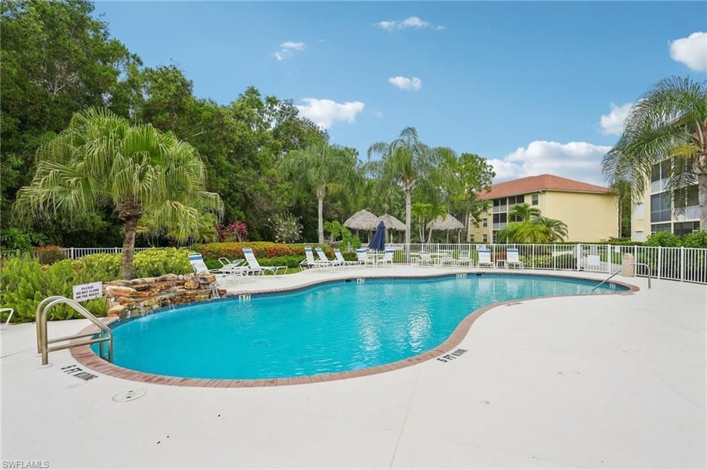 9185 Celeste Dr, Unit 1-103, Naples, FL 34113 Photo