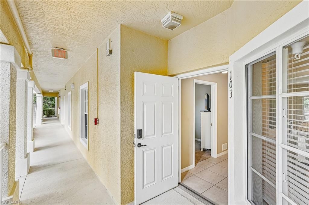 9185 Celeste Dr, Unit 1-103, Naples, FL 34113 Photo